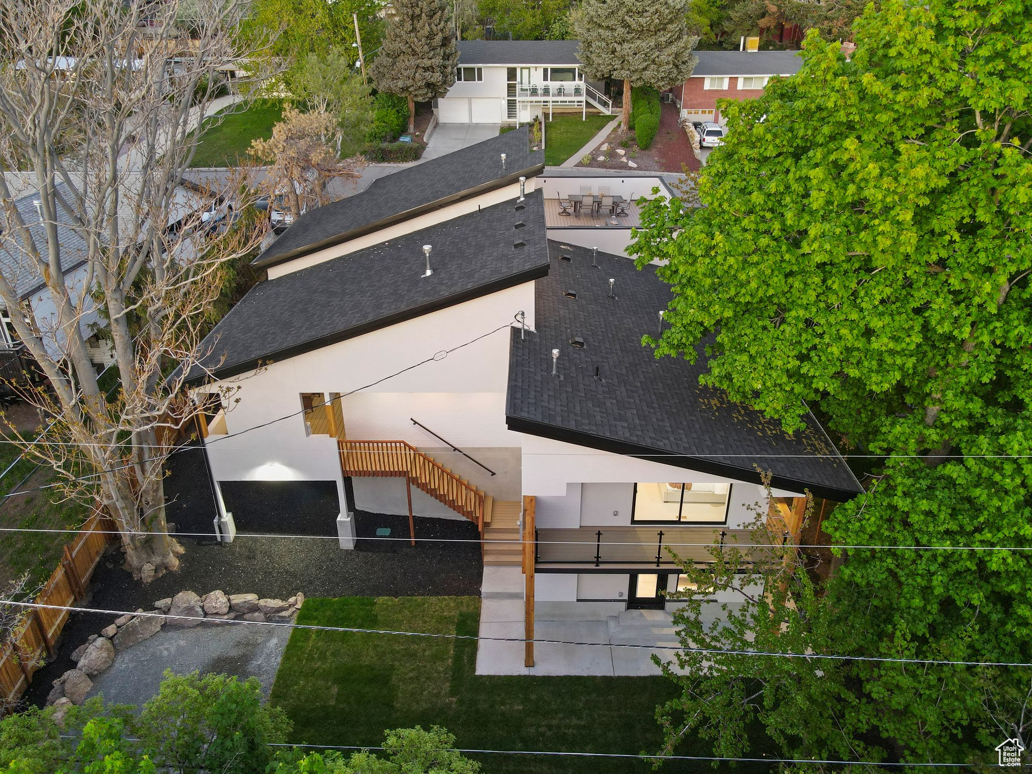 CREST VIEW MANOR - Residential