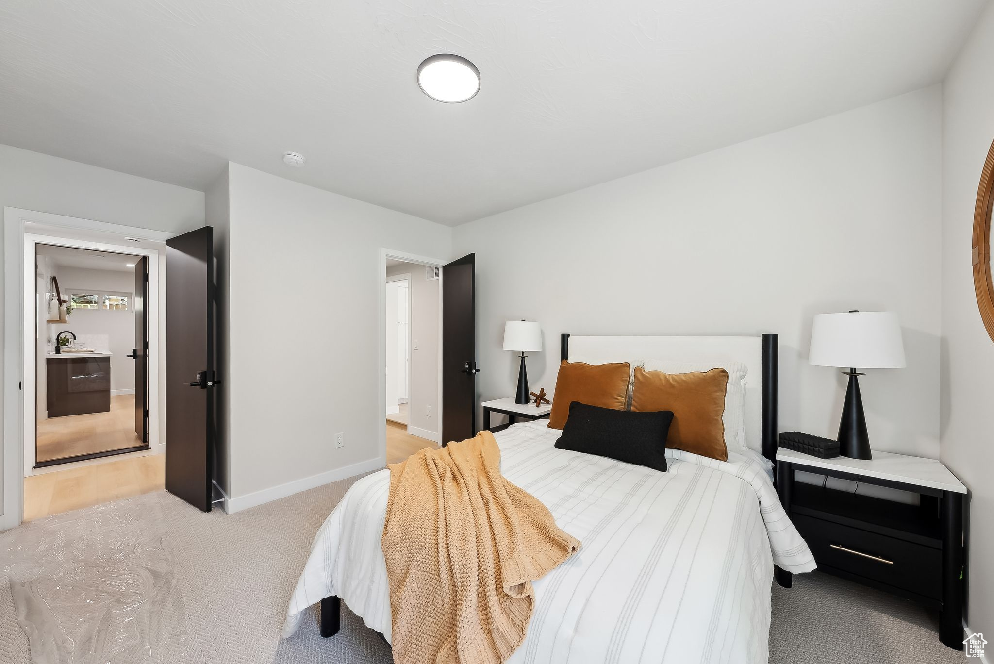CREST VIEW MANOR - Residential