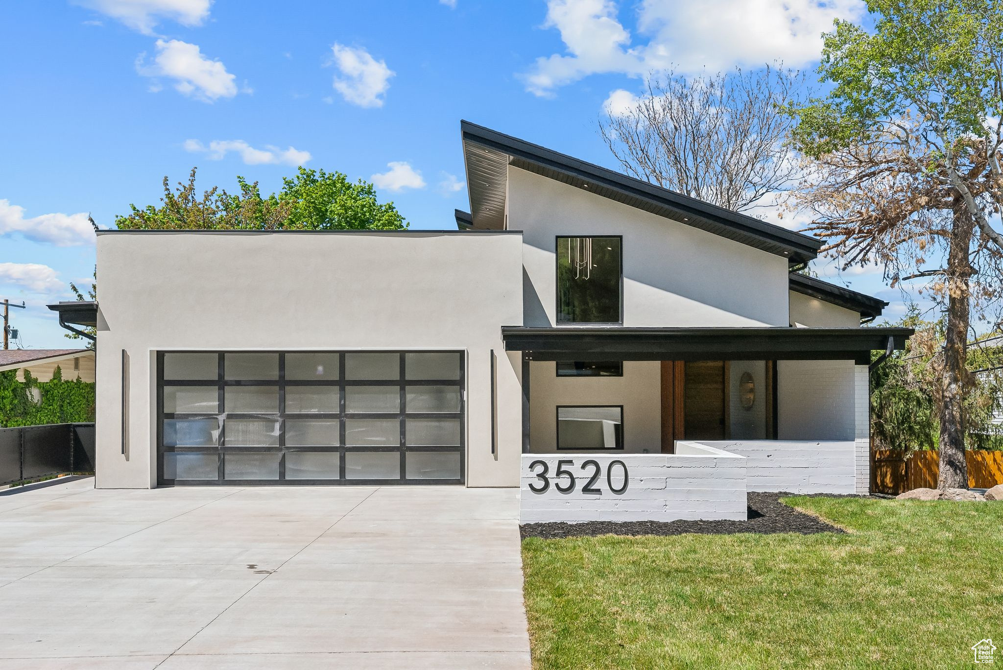CREST VIEW MANOR - Residential