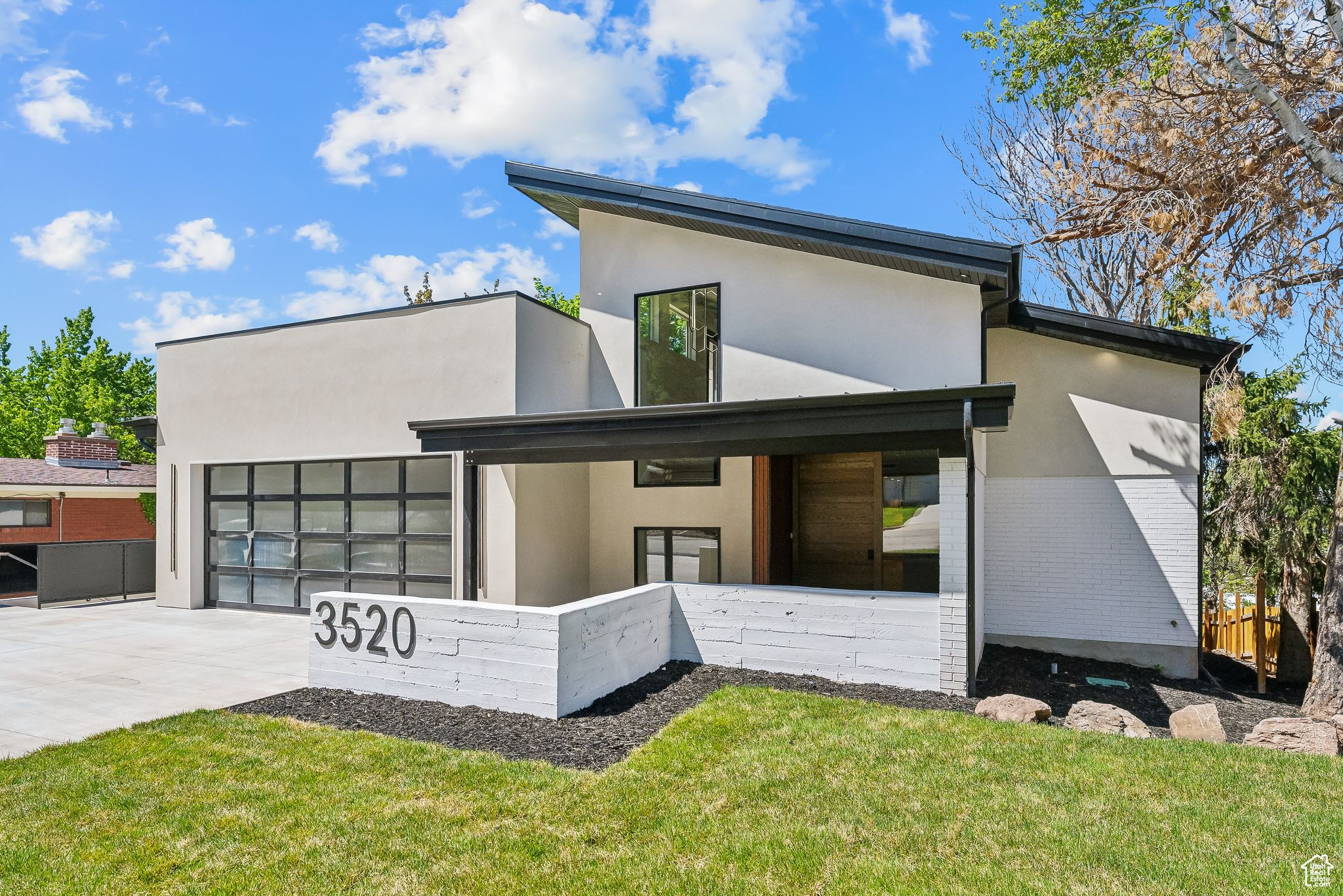 CREST VIEW MANOR - Residential