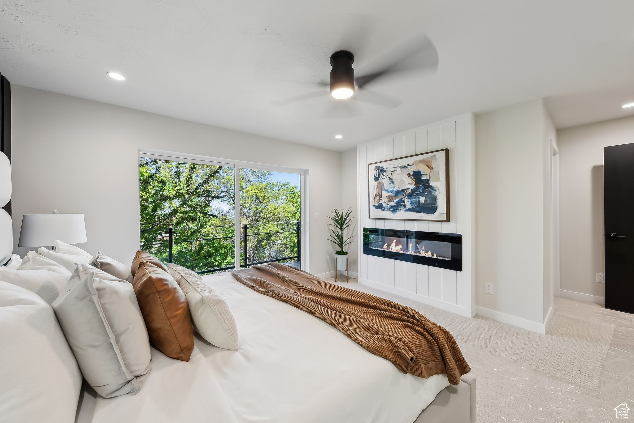 CREST VIEW MANOR - Residential