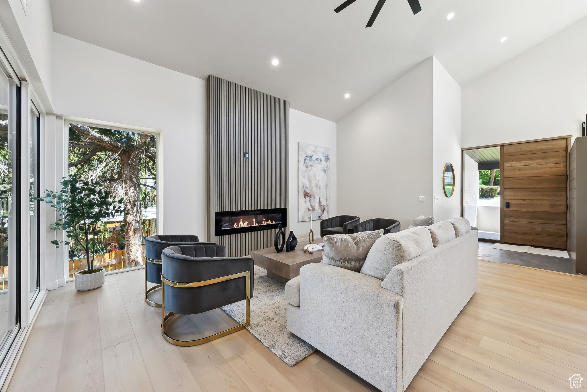CREST VIEW MANOR - Residential