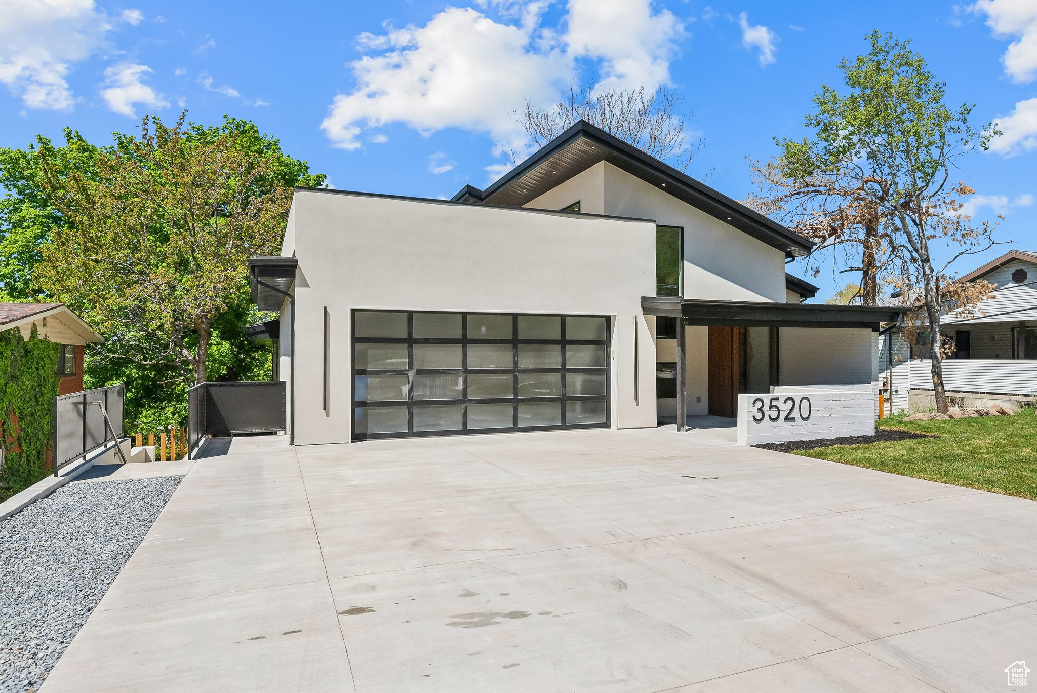 CREST VIEW MANOR - Residential