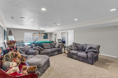 Tiny photo for 1679 E KIERSTIN PL, Salt Lake City, UT 84108 (MLS # 2154050)