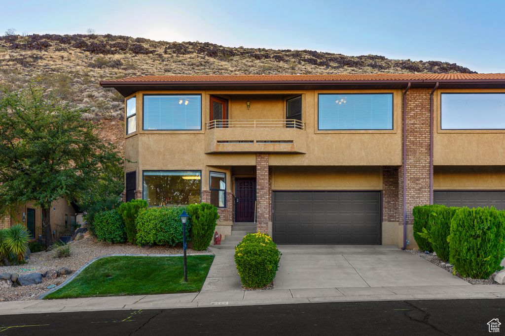 Photo of 453 NORTHRIDGE AVE, Saint George, UT 84770 (MLS # 2119503)