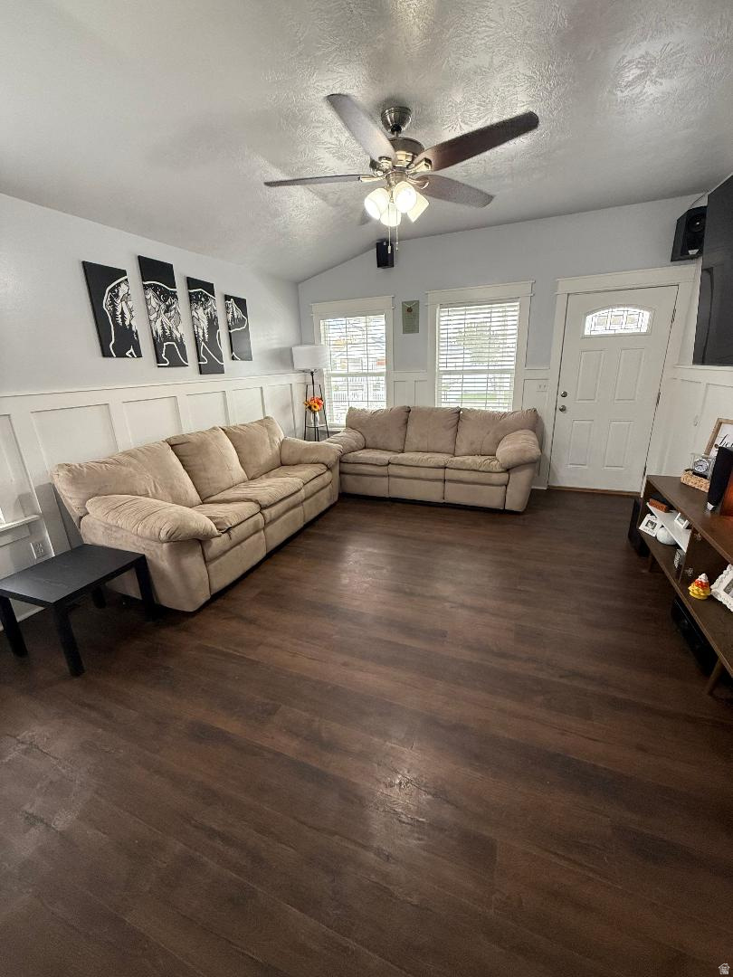 LANDING AT EAGLE MOUNTAIN - Residential