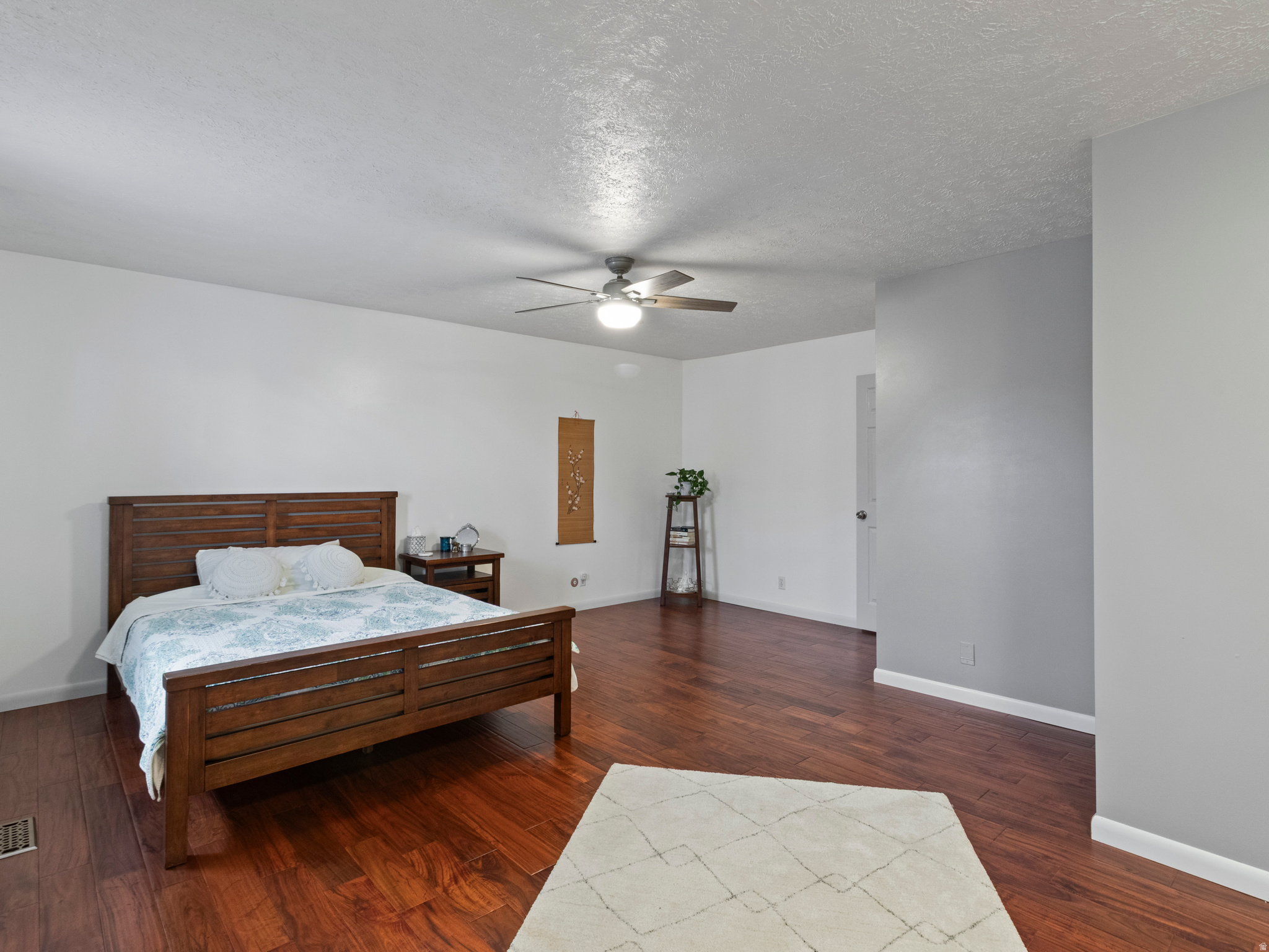 TIDEWATER VI - Residential