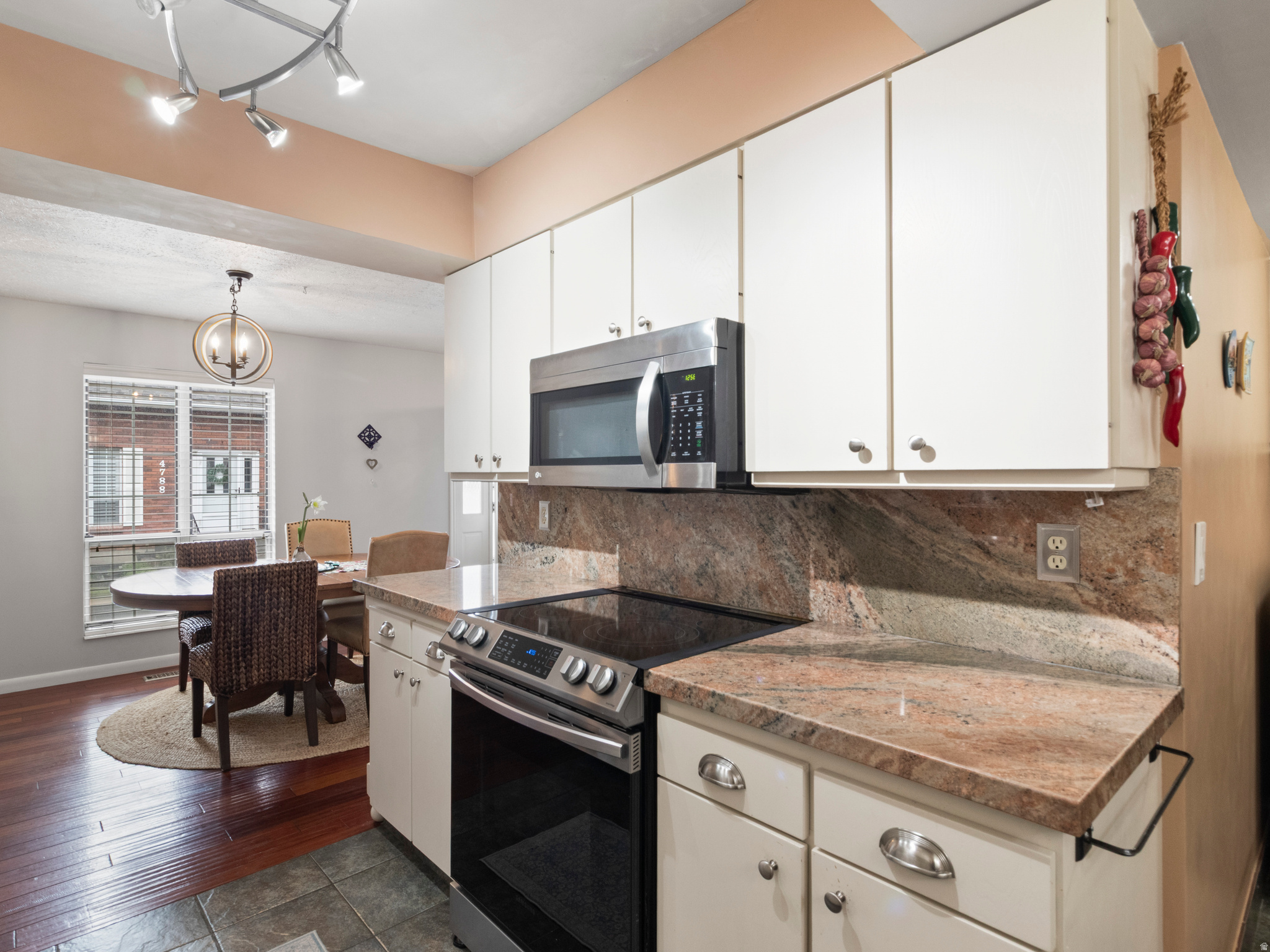 TIDEWATER VI - Residential