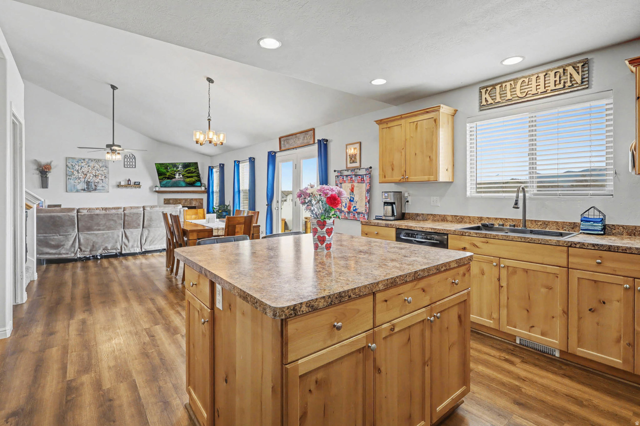 HOLDEN LANE MINOR SUBDIVISION - Residential