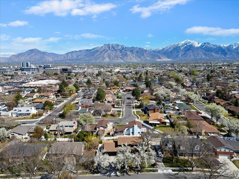 Tiny photo for 5549 S APPLE VALE DR, Murray, UT 84123 (MLS # 2146264)