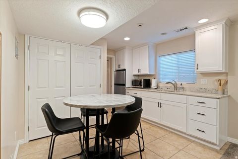 Tiny photo for 5549 S APPLE VALE DR, Murray, UT 84123 (MLS # 2146264)