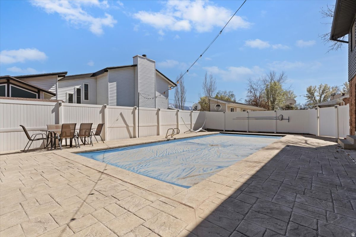 WALDEN HILLS #6 - Residential