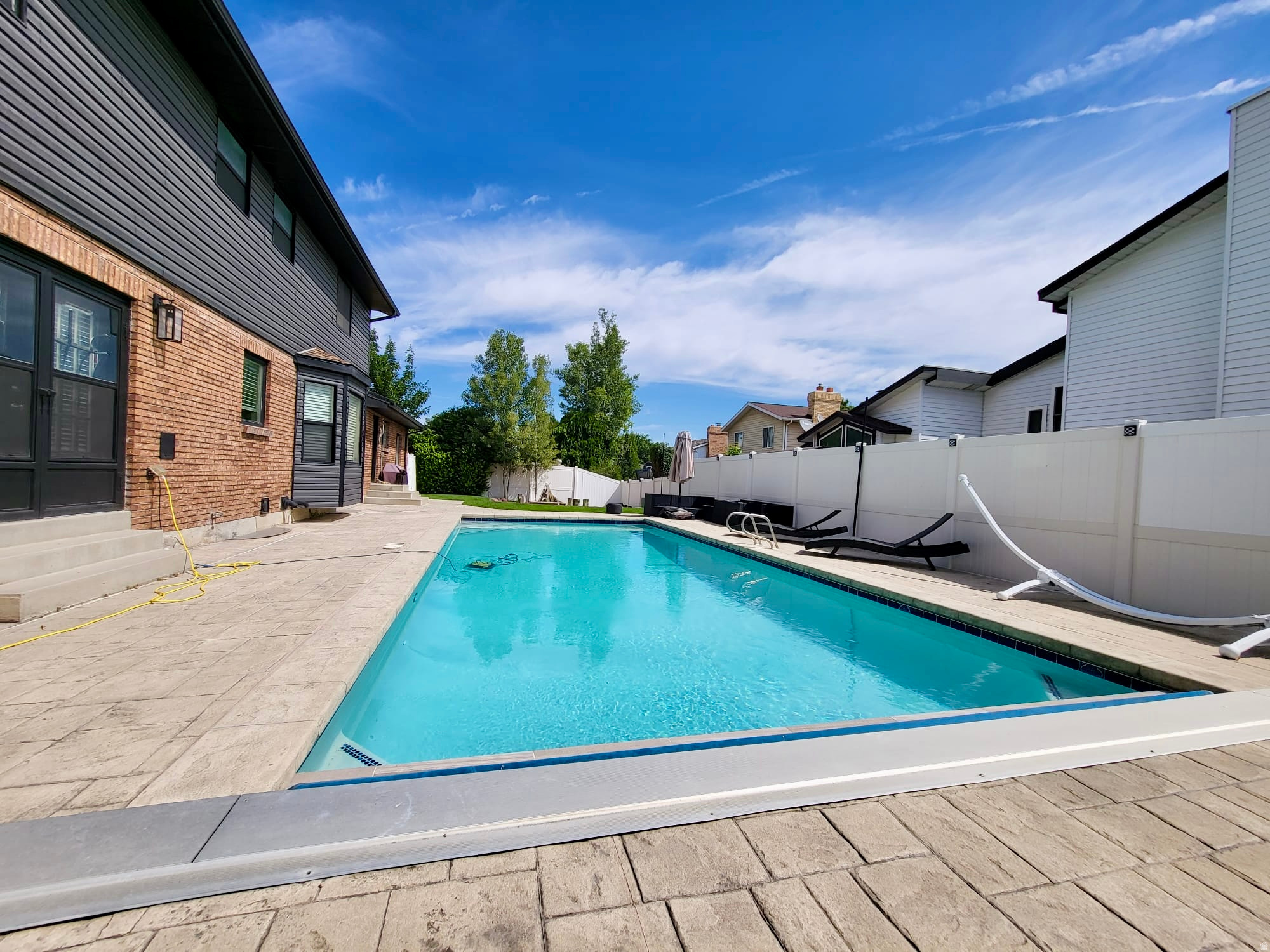 WALDEN HILLS #6 - Residential