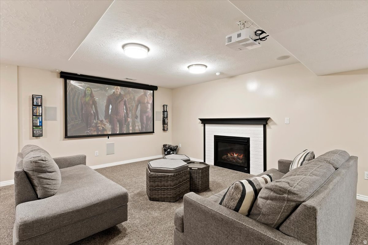 WALDEN HILLS #6 - Residential