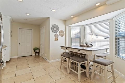 Tiny photo for 5549 S APPLE VALE DR, Murray, UT 84123 (MLS # 2146264)