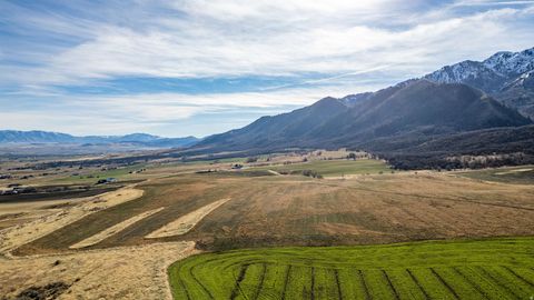 Tiny photo for 2500 S 6400 W, Mendon, UT 84325 (MLS # 2127599)