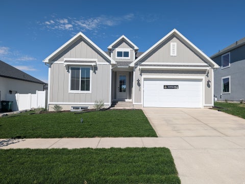 Photo of 195 E 580 N, Providence, UT 84332 (MLS # 2186422)