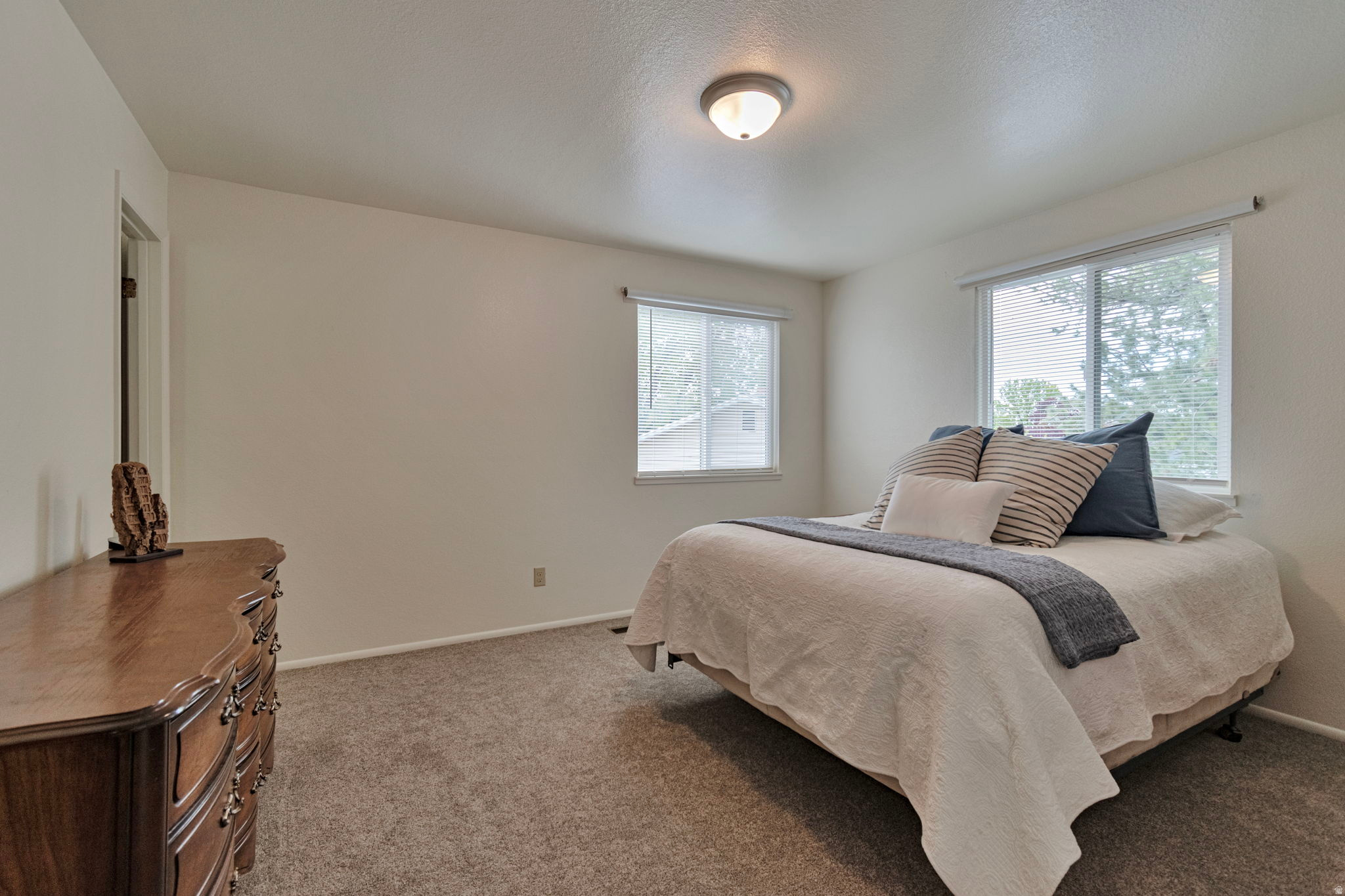 NORTH HAVEN - Residential