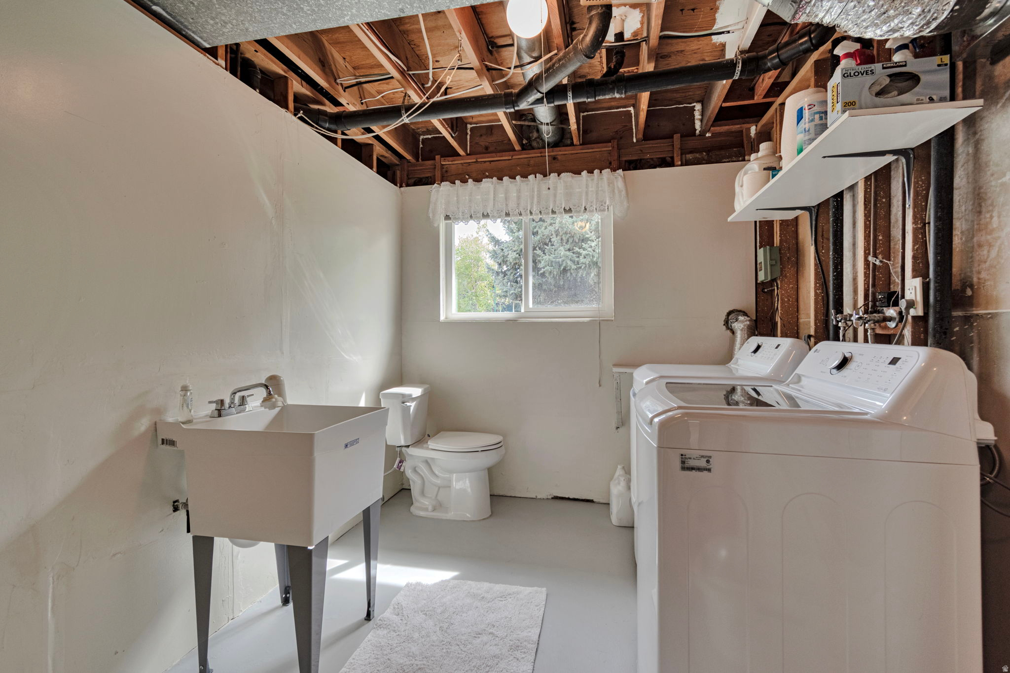 NORTH HAVEN - Residential