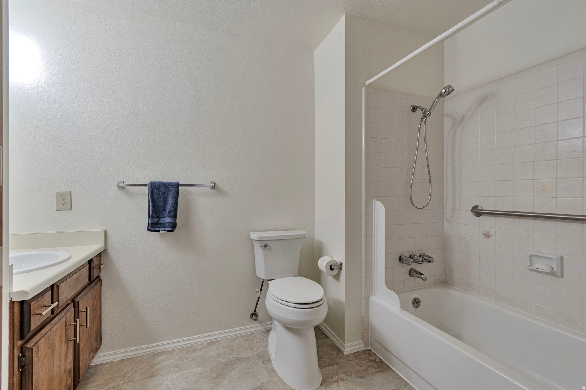 NORTH HAVEN - Residential