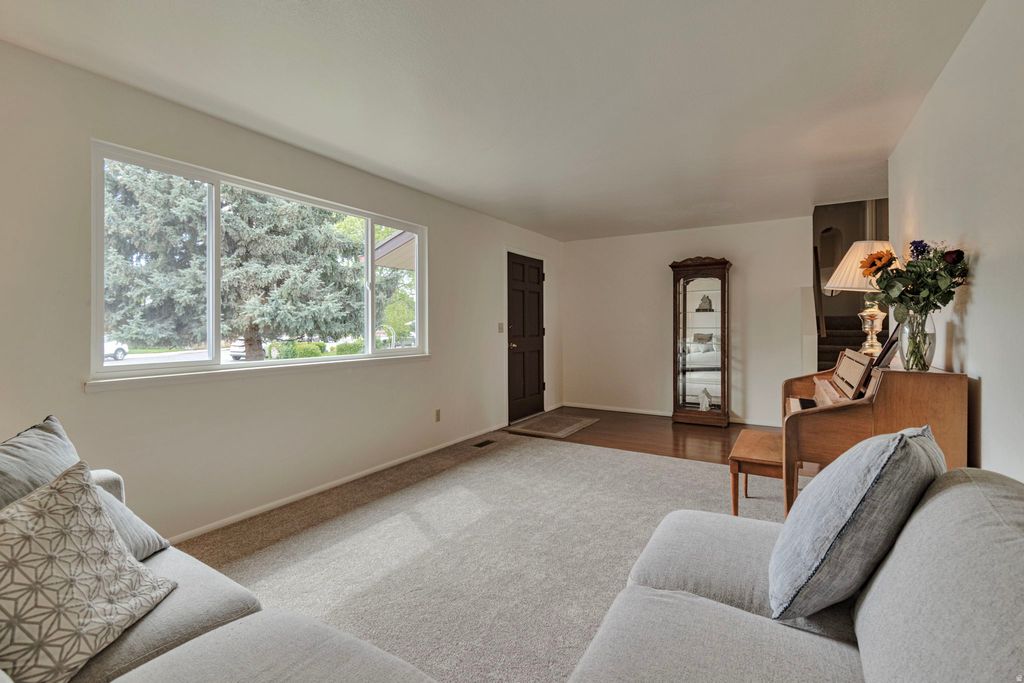 Photo of 152 W 1485 N, Orem, UT 84057 (MLS # 2152877)