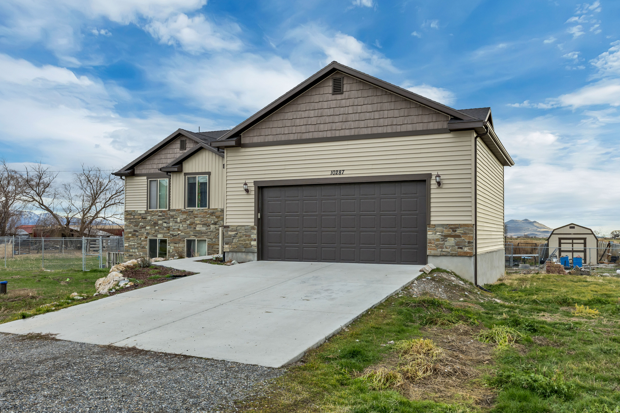 SCOTT FARMS - Residential