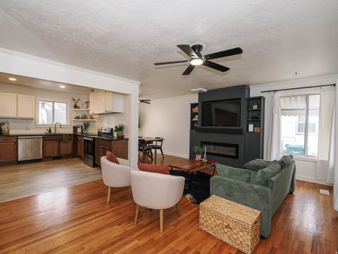 Tiny photo for 2916 S BRINKER AVE E, Ogden, UT 84403 (MLS # 2134916)