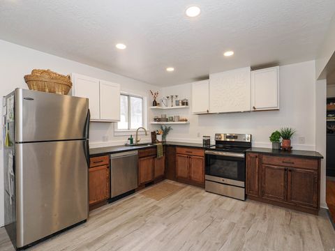 Tiny photo for 2916 S BRINKER AVE E, Ogden, UT 84403 (MLS # 2134916)