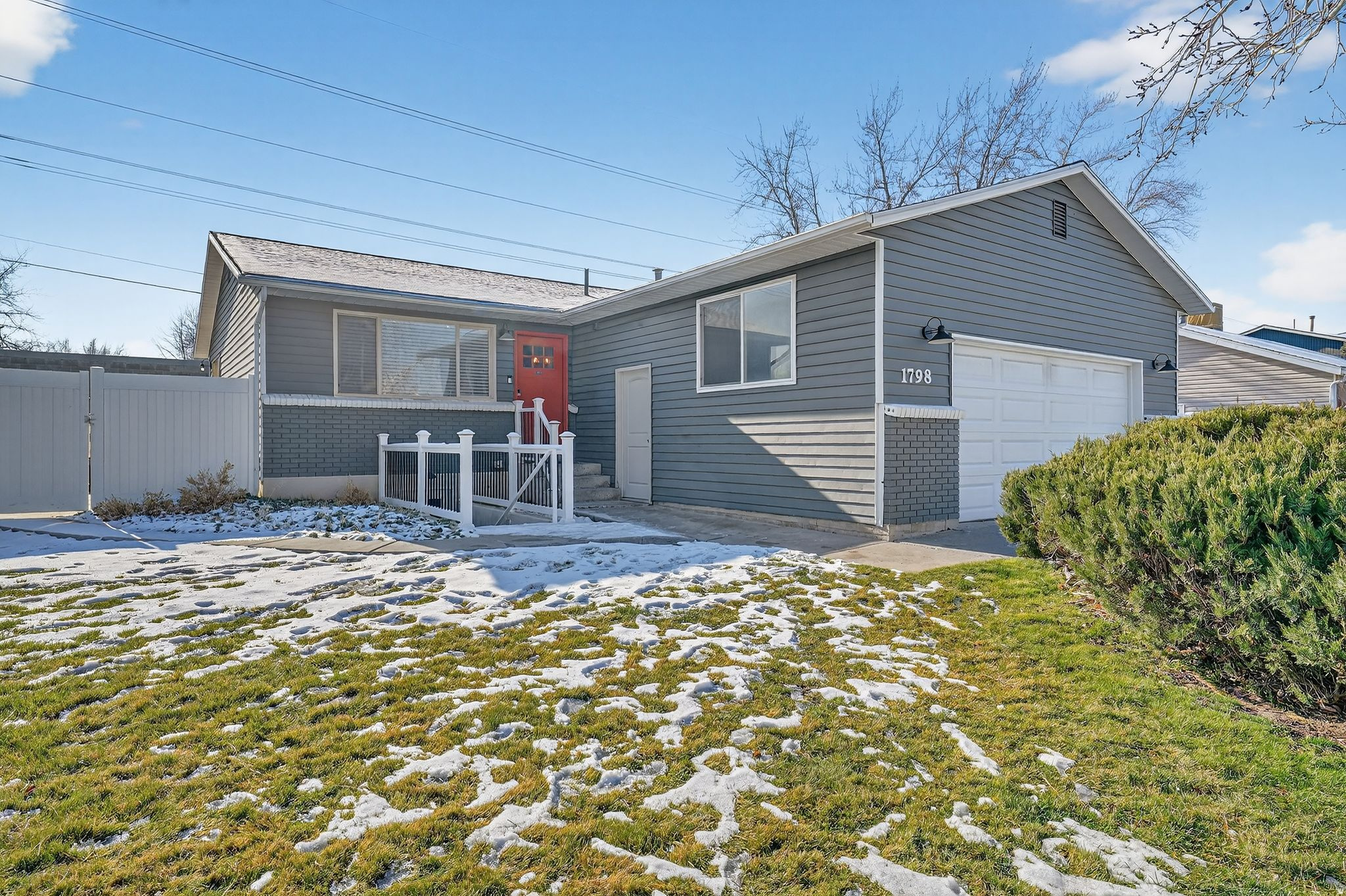 MEADOWS - Residential