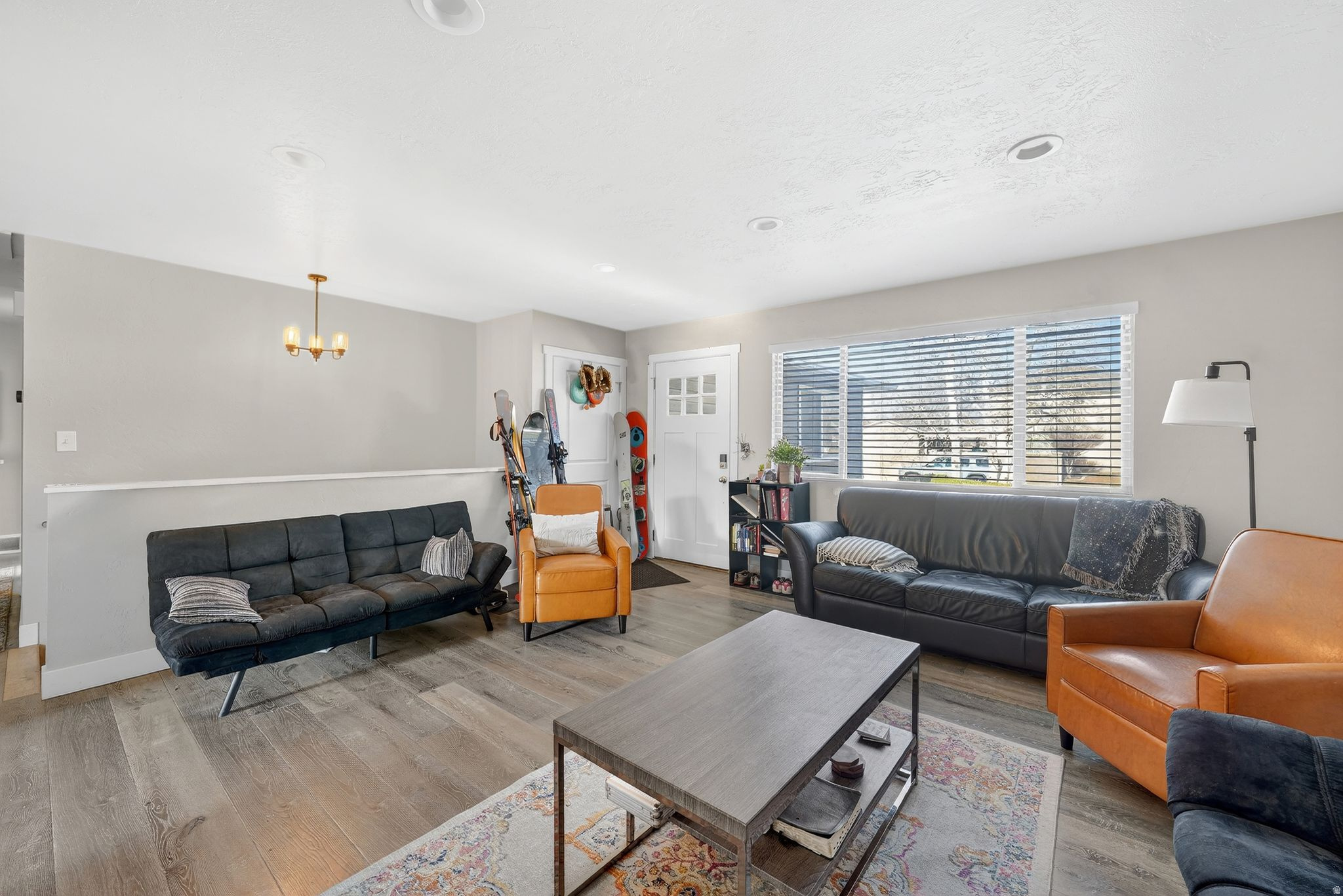 MEADOWS - Residential