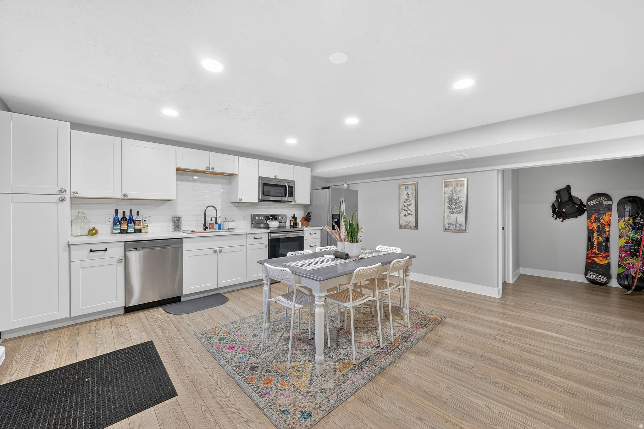 MEADOWS - Residential