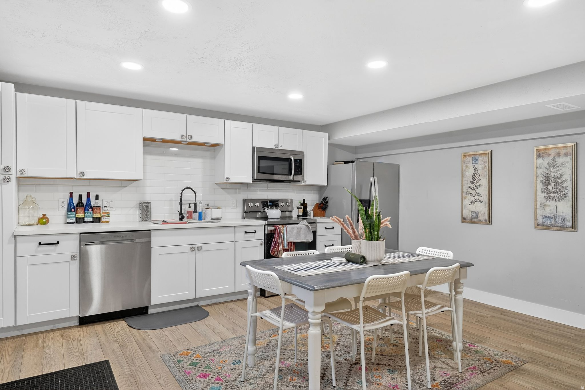 MEADOWS - Residential