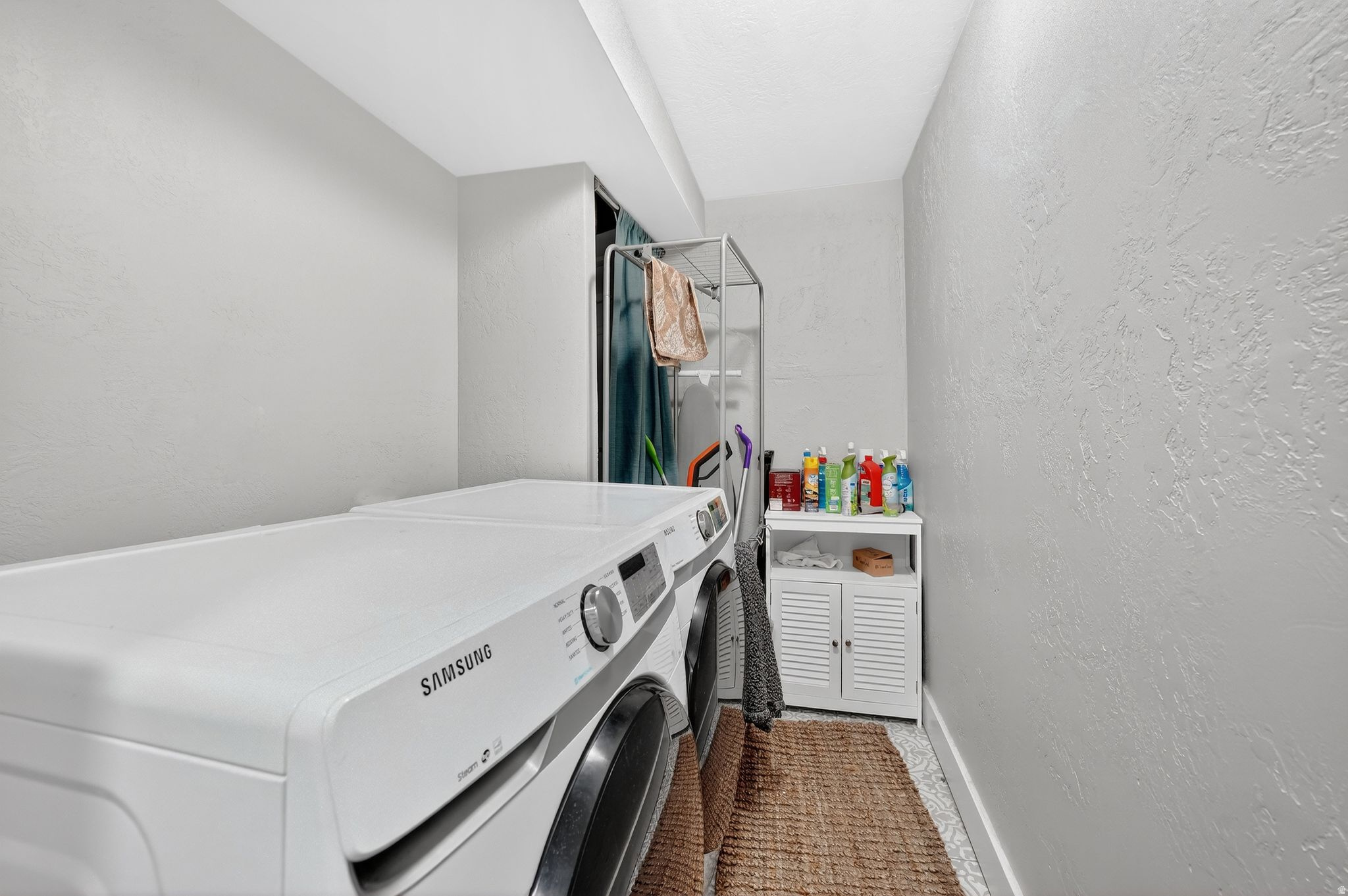 MEADOWS - Residential