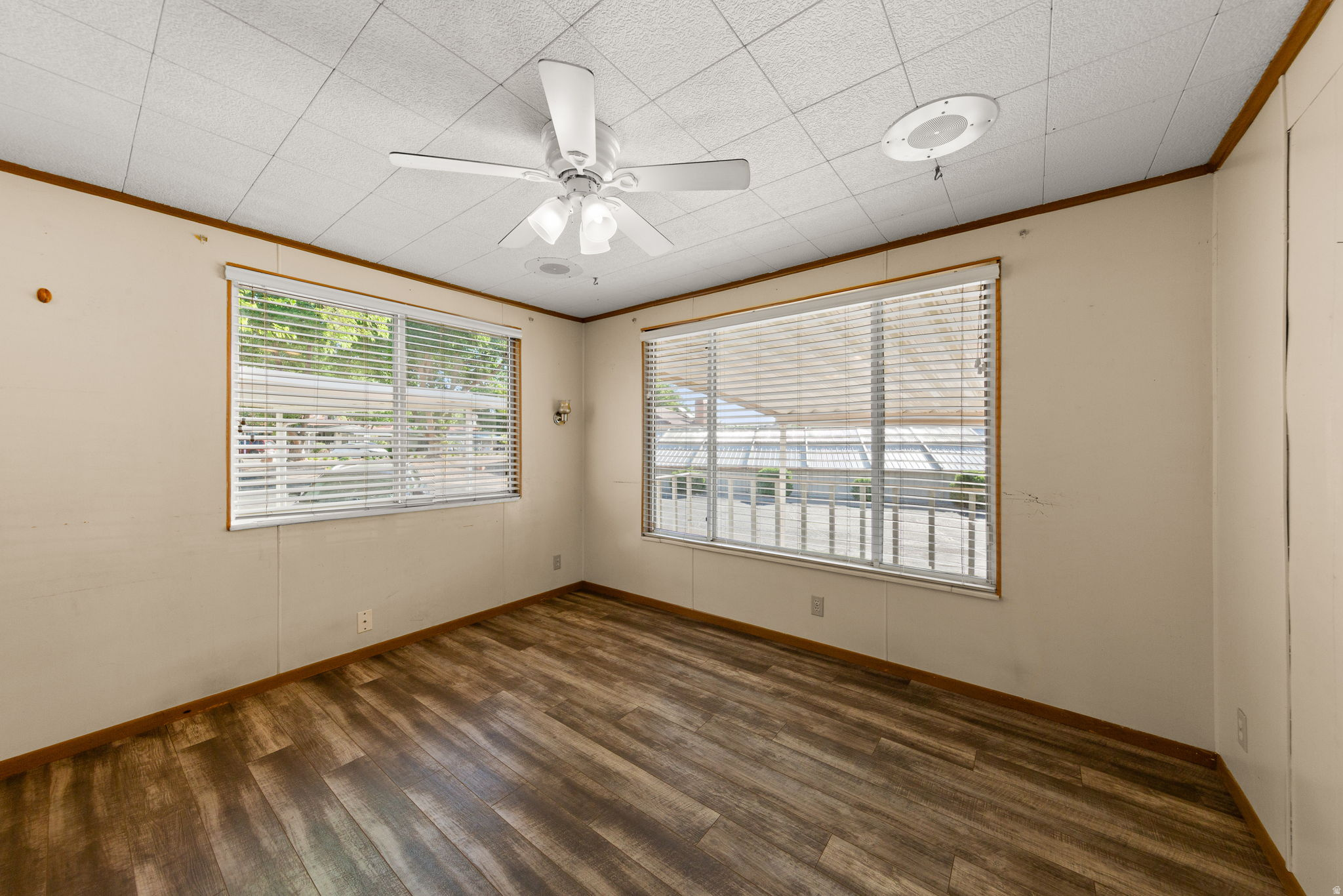 KINGS ROW ESTATES - Residential