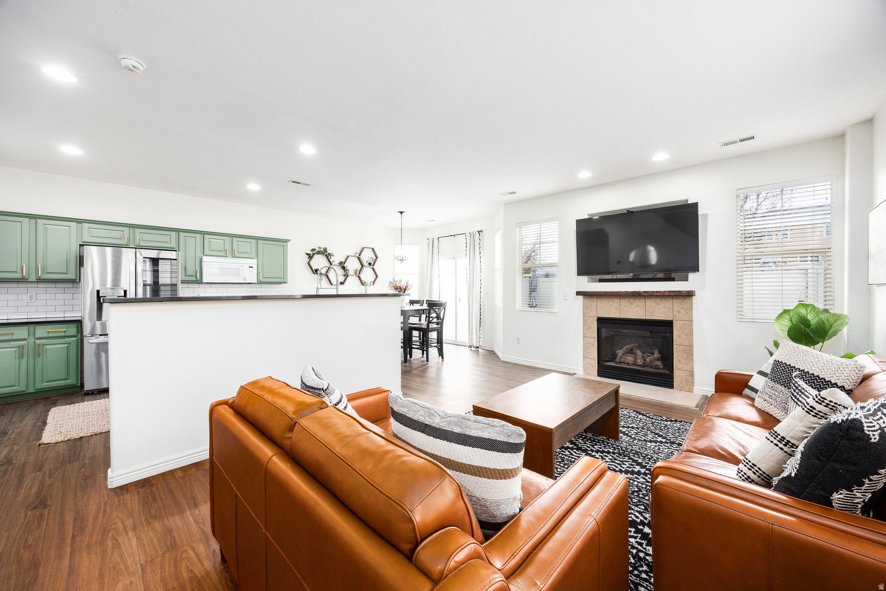 MONARCH MEADOWS - Residential