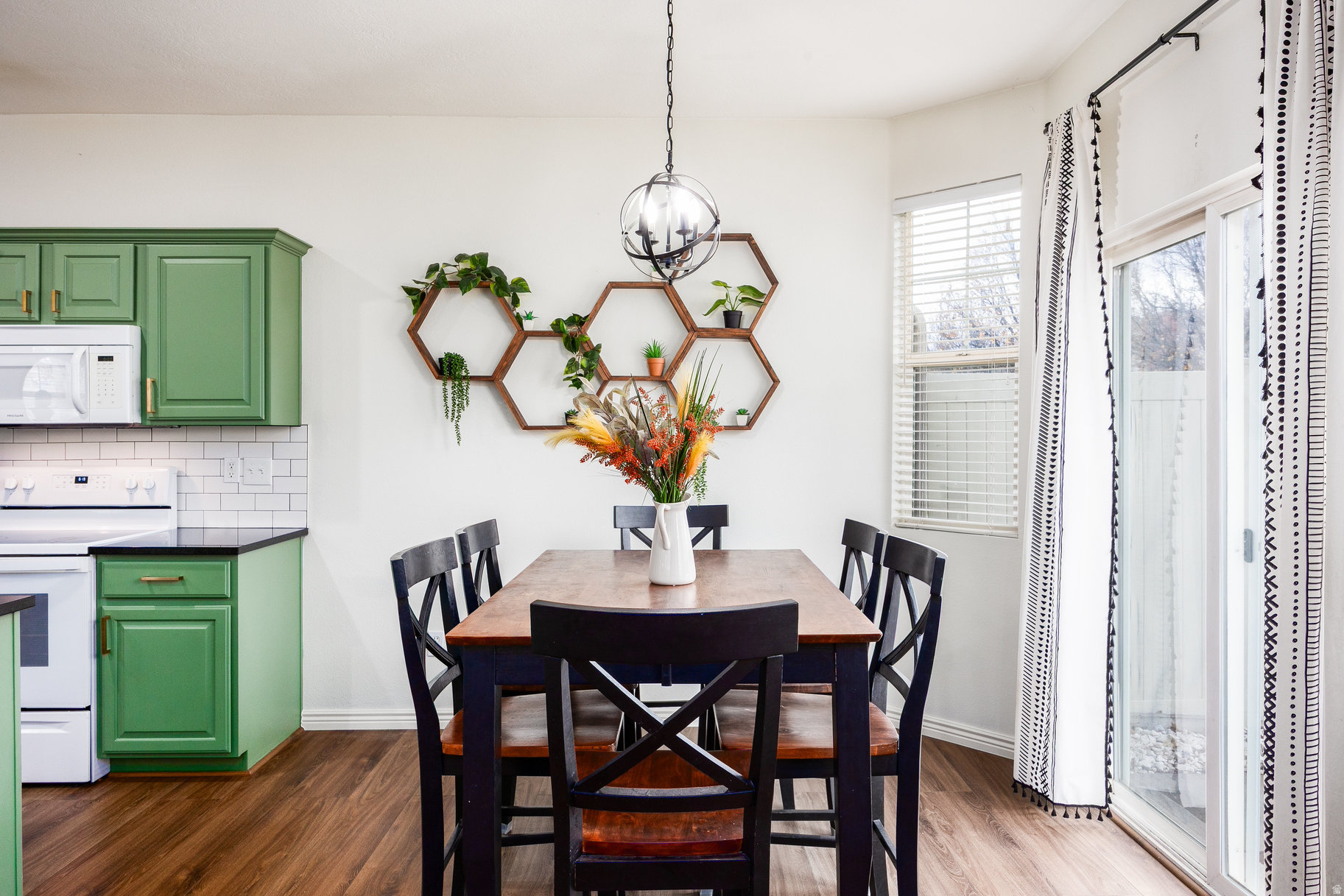 MONARCH MEADOWS - Residential