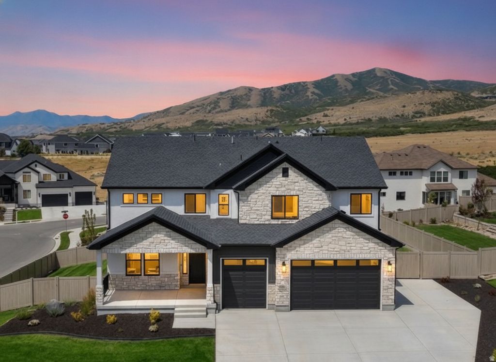 Photo of 12177 N SHADY BROOK LN, Highland, UT 84003 (MLS # 2171623)