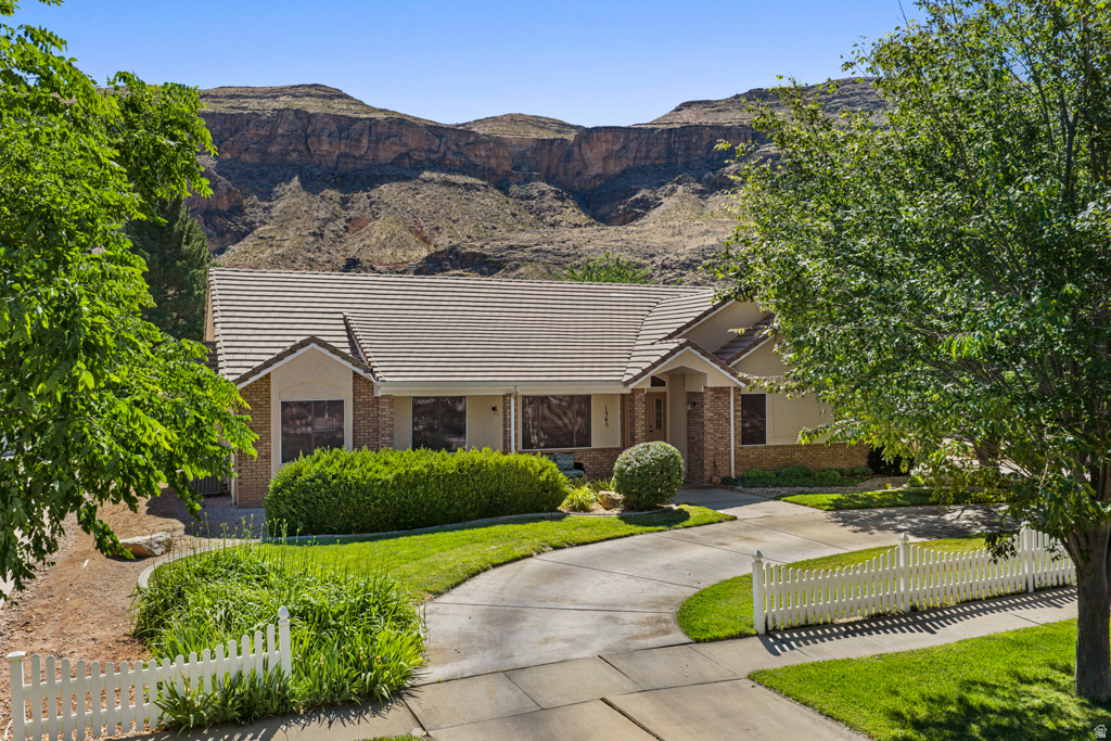 ROBERTS RANCH EST AMD - Residential