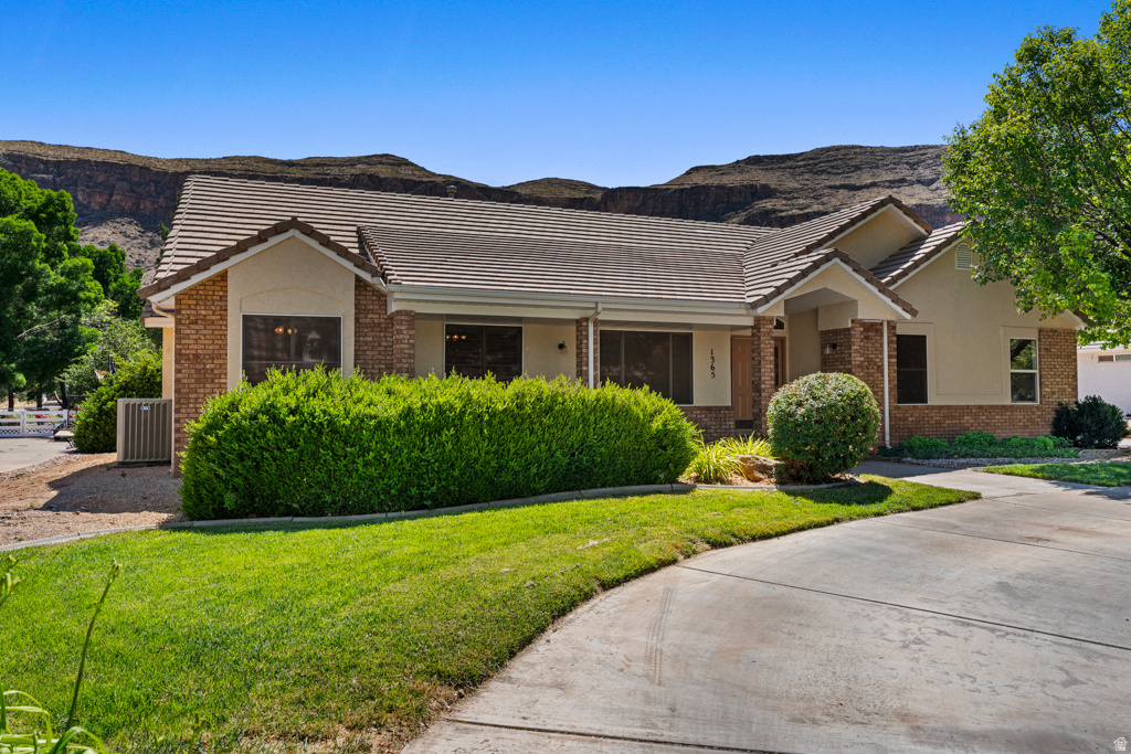 ROBERTS RANCH EST AMD - Residential