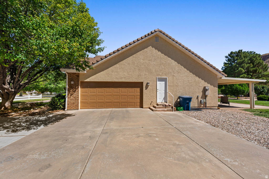 ROBERTS RANCH EST AMD - Residential