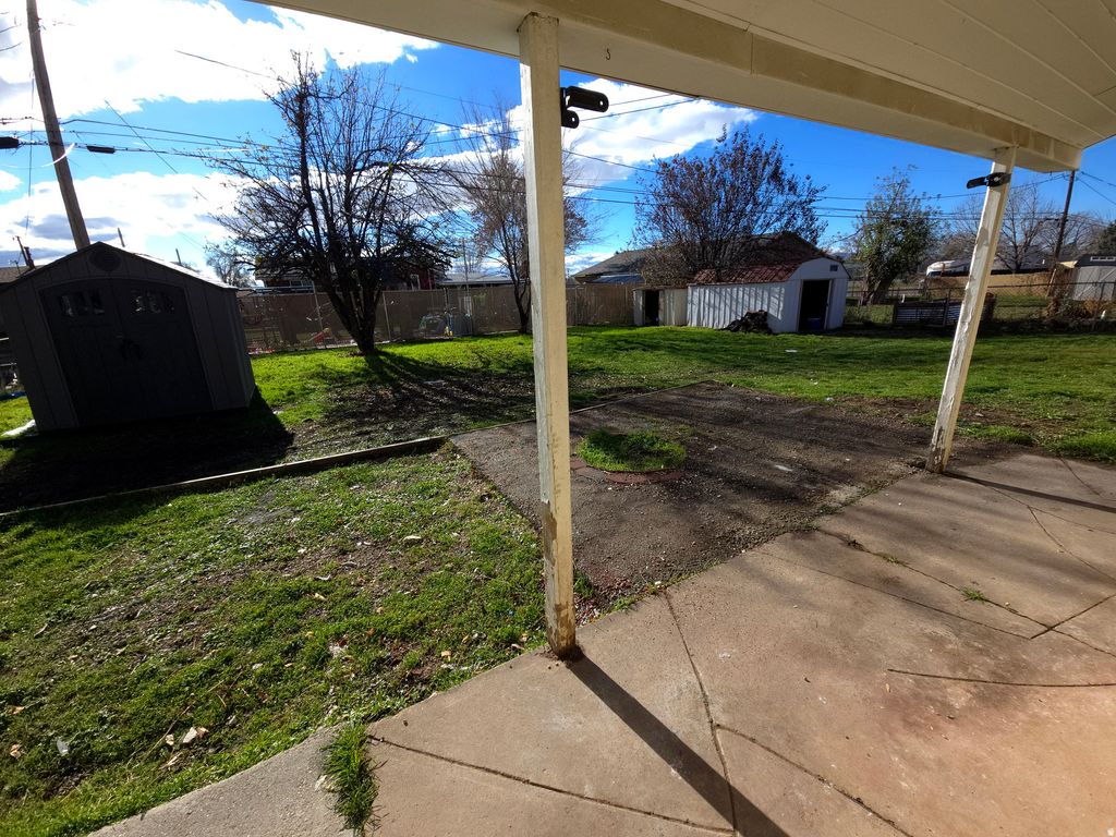 Photo of 278 W FRANCIS AVE, Layton, UT 84041 (MLS # 2128153)