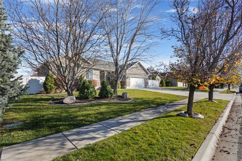 Tiny photo for 1958 N 2750 W, Clinton, UT 84015 (MLS # 2124788)