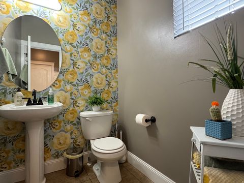 Tiny photo for 1303 APPALOOSA AVE, Kaysville, UT 84037 (MLS # 2141256)