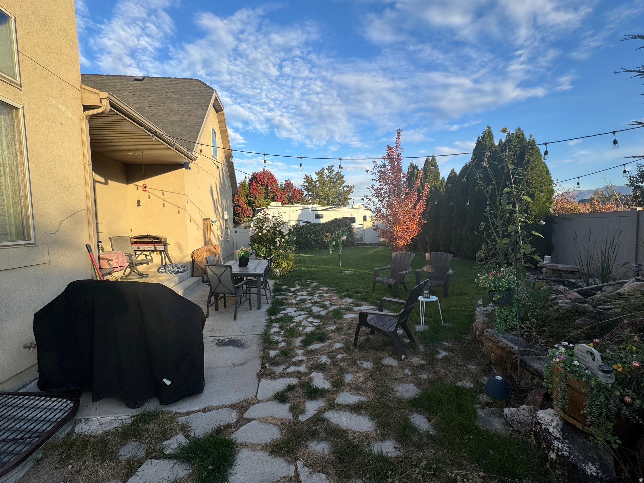 SUNSET FARMS - Residential