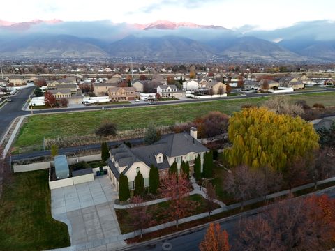 Tiny photo for 1303 APPALOOSA AVE, Kaysville, UT 84037 (MLS # 2141256)