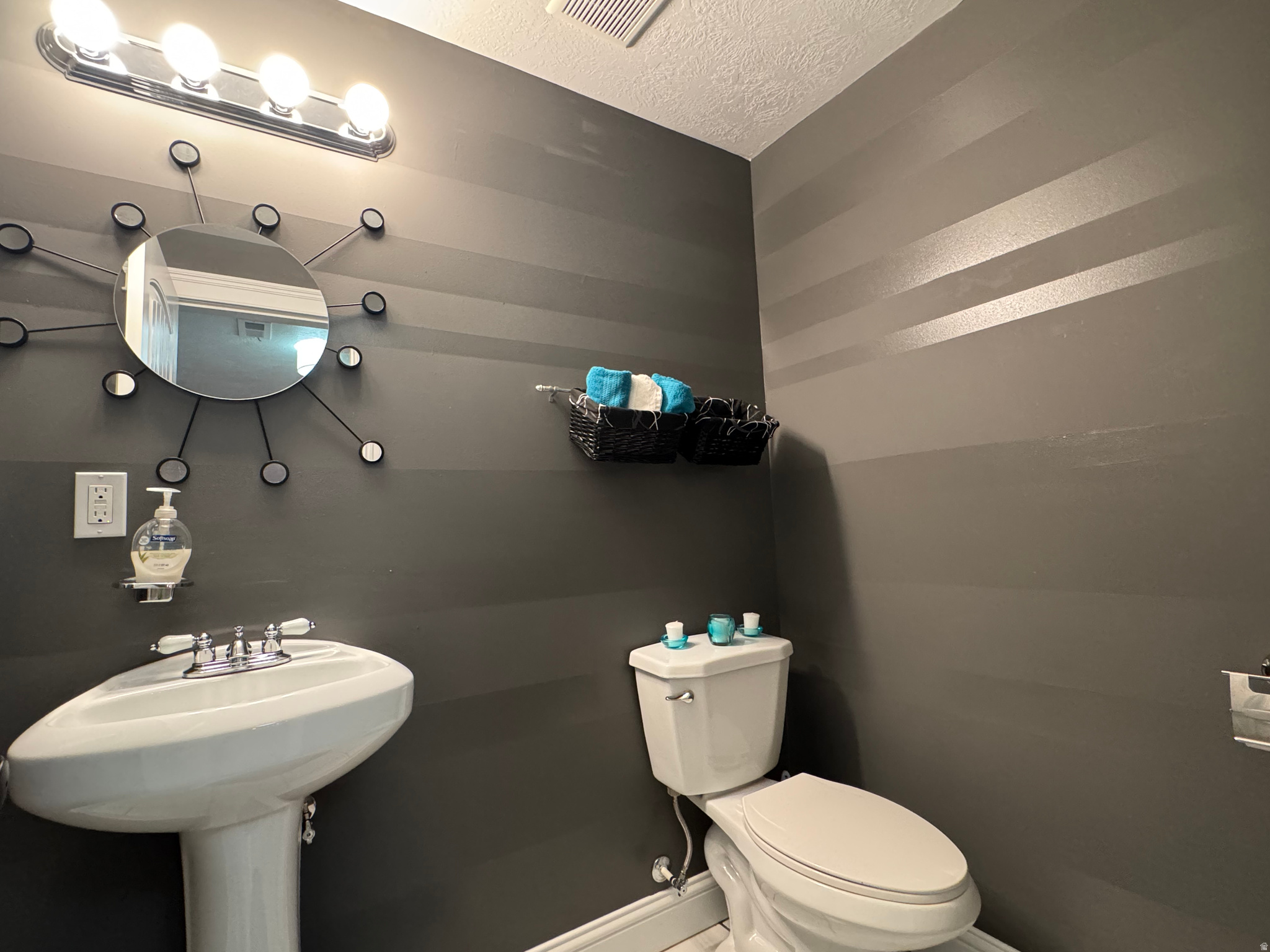 SUNSET FARMS - Residential