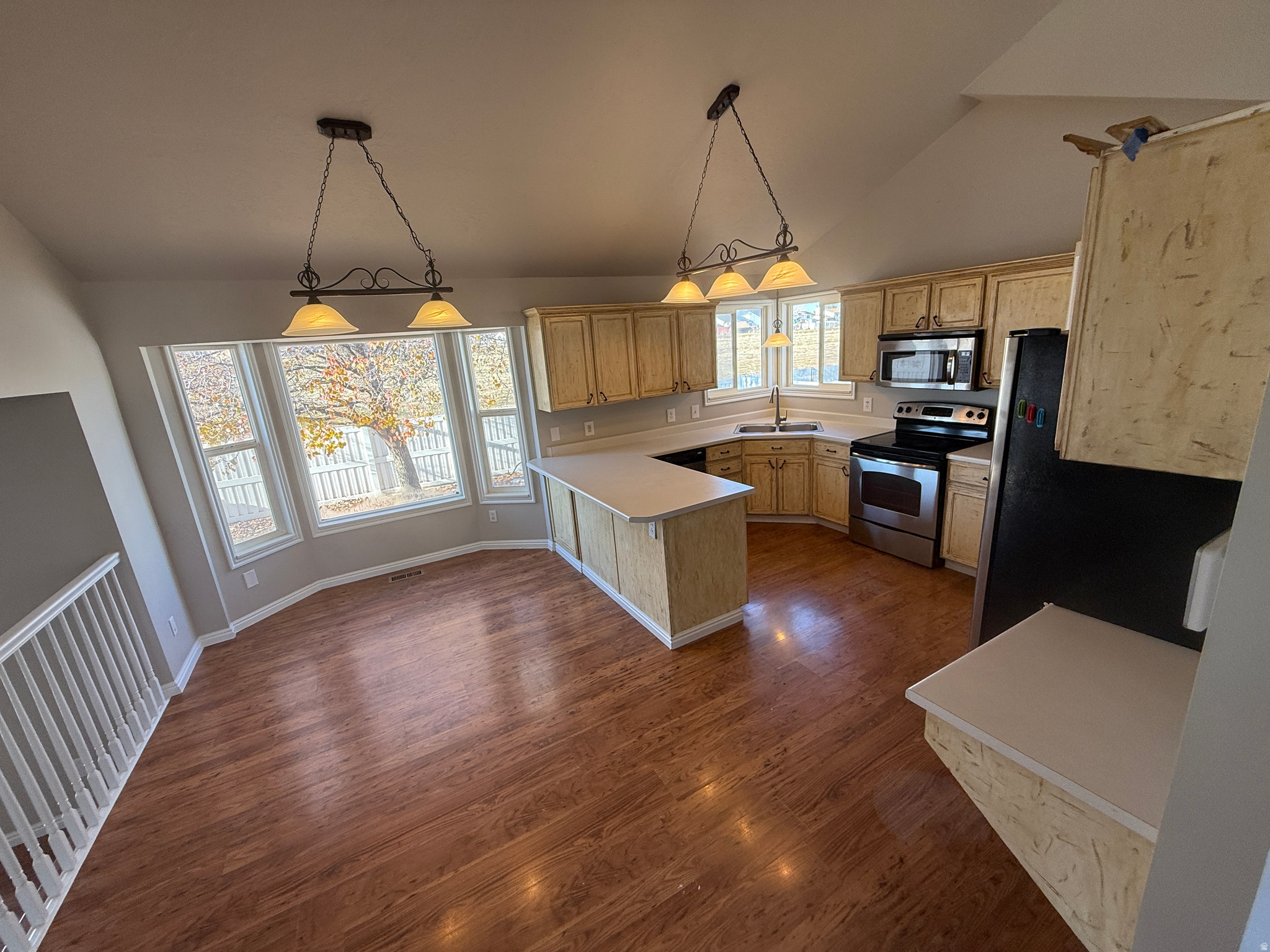 SUNCREST 5 - Residential