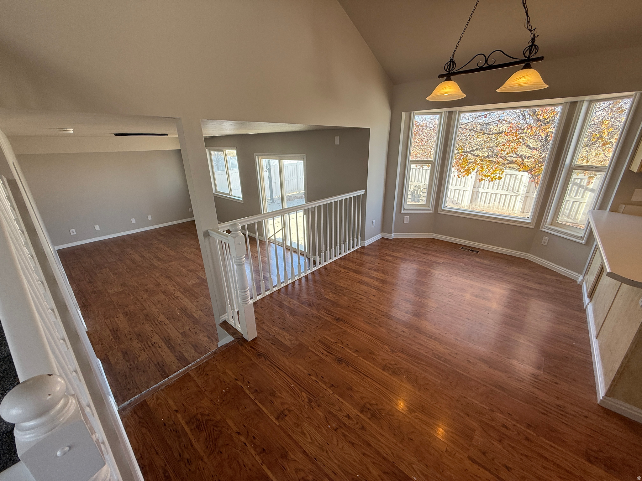 SUNCREST 5 - Residential