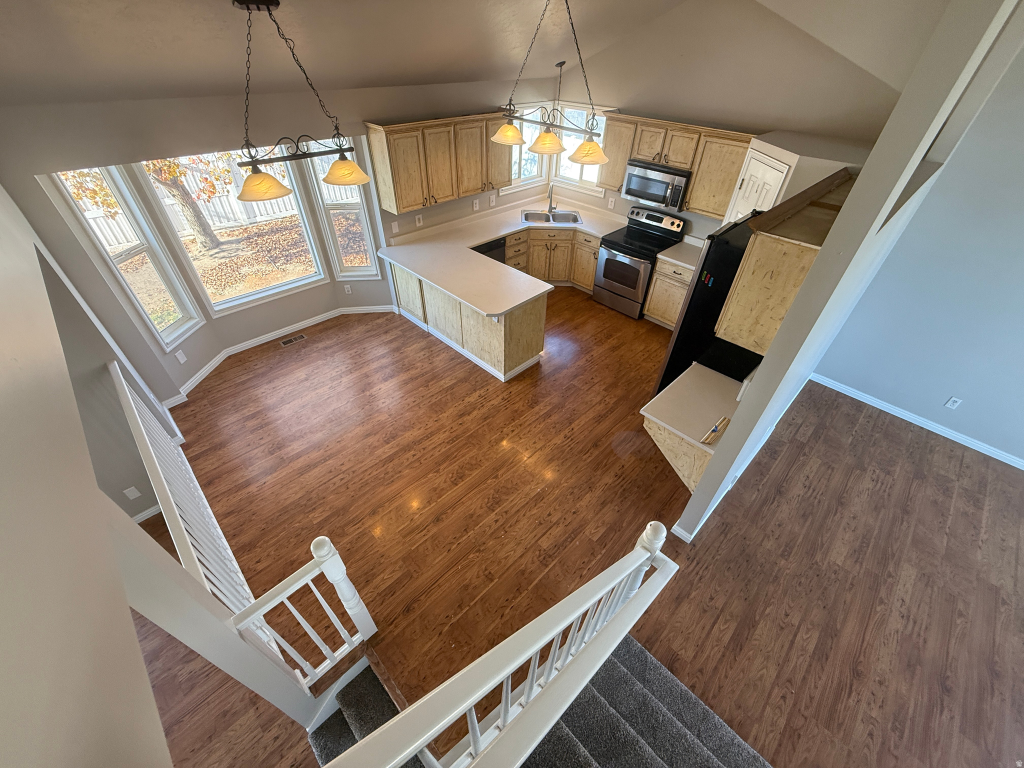 SUNCREST 5 - Residential