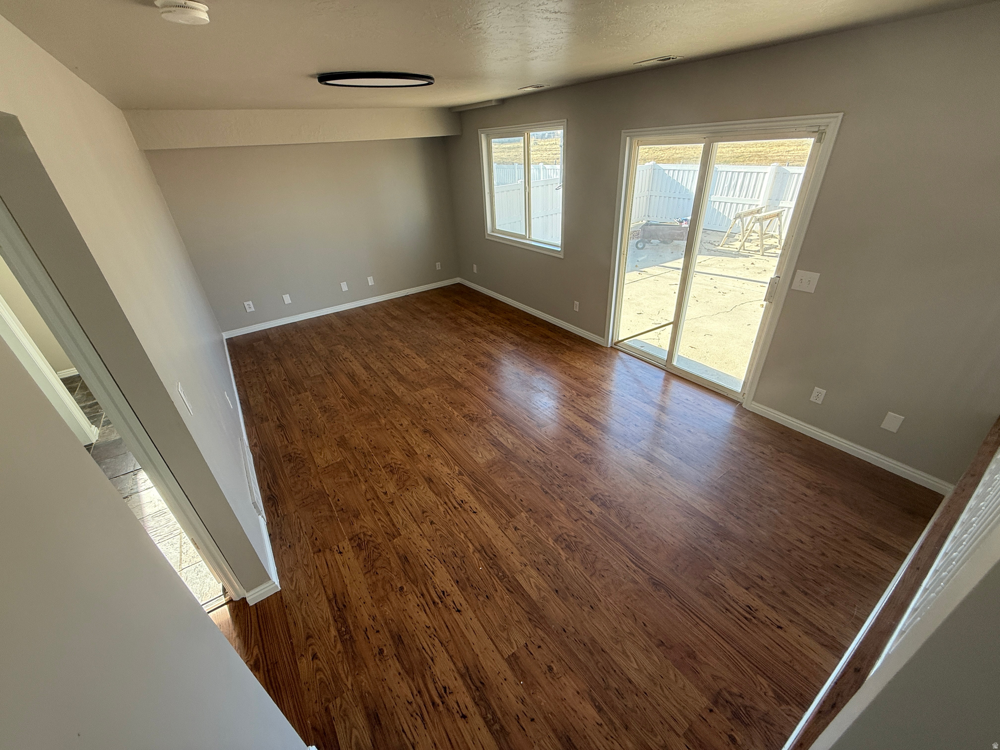 SUNCREST 5 - Residential